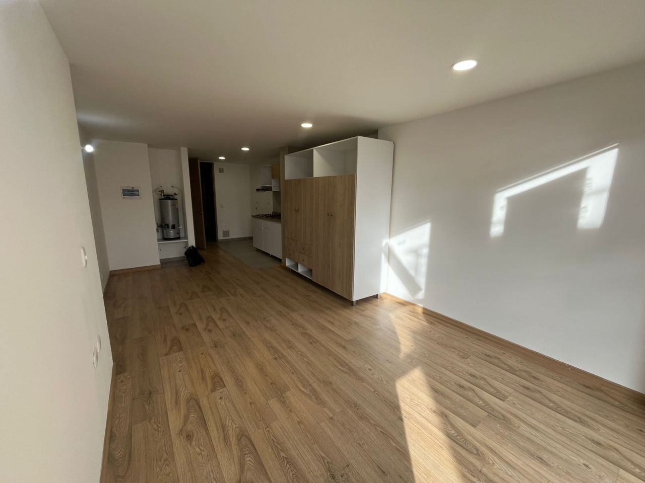 Apartamento en arriendo Cundinamarca Bogotá Santa Rosa 30 m2 Habitaciones 1 Baños 1 Garajes 1 Precio $1650000