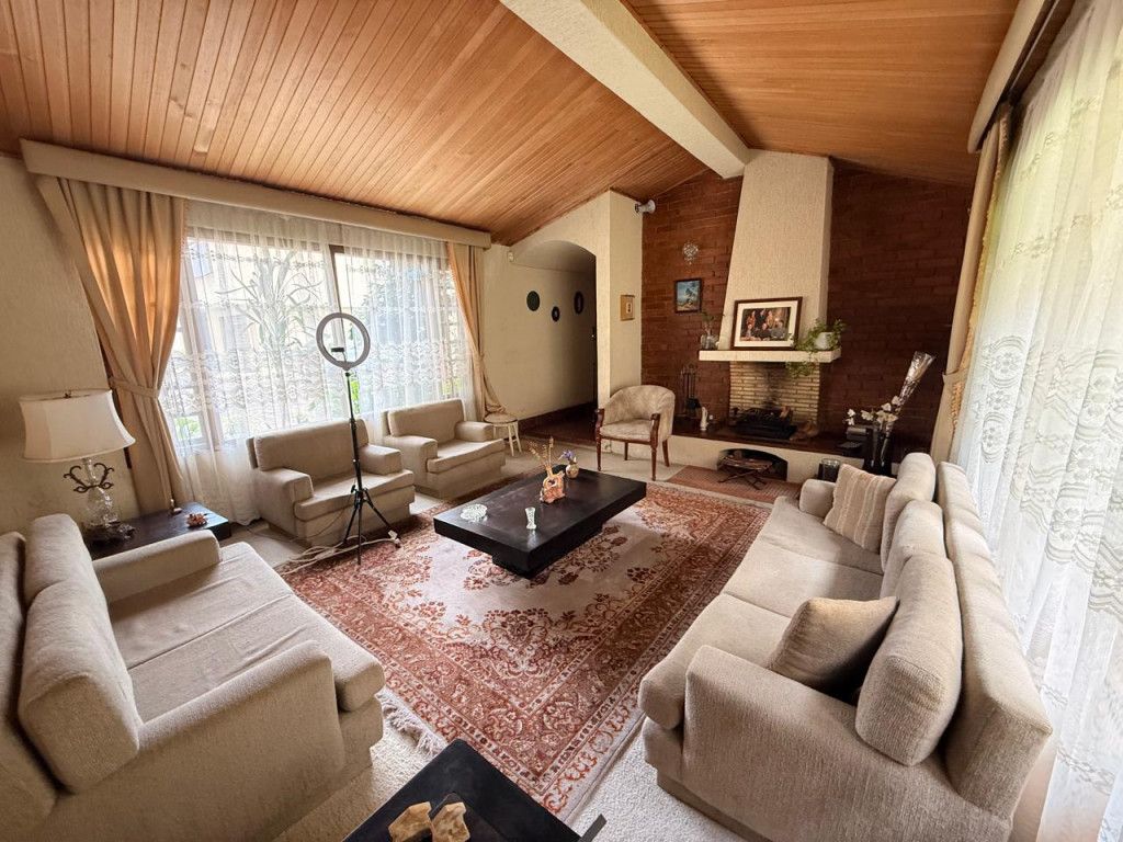 Casa en venta Cundinamarca Bogotá El Contador 198 m2 Habitaciones 3 Baños 3 Garajes 2 Precio $1485000000