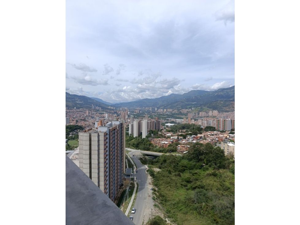 Apartamento en arriendo Antioquia Bello Urbanización Urapanes 55 m2 Habitaciones 3 Baños 2 Garajes 1 Precio $1800000