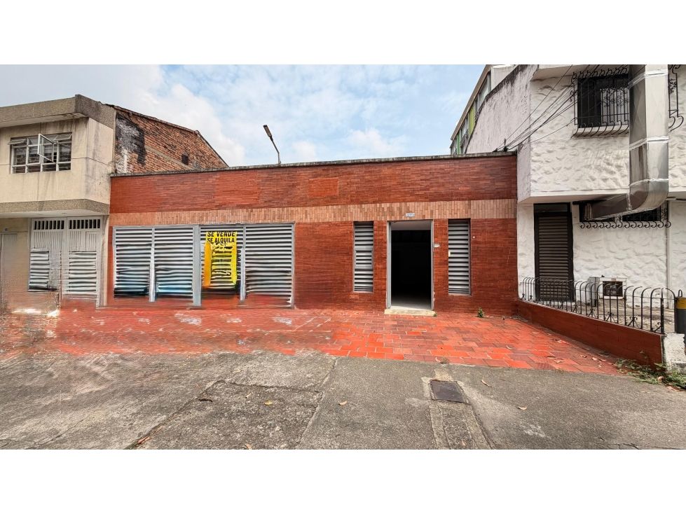 Casa en arriendo Valle Del Cauca Cali La Flora 380 m2 Habitaciones 4 Baños 3 Garajes 6 Precio $4800000