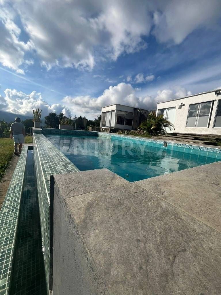 Finca en venta Valle Del Cauca Dagua Dagua 140 m2 Habitaciones 3 Baños 3 Garajes 4 Precio $900000000
