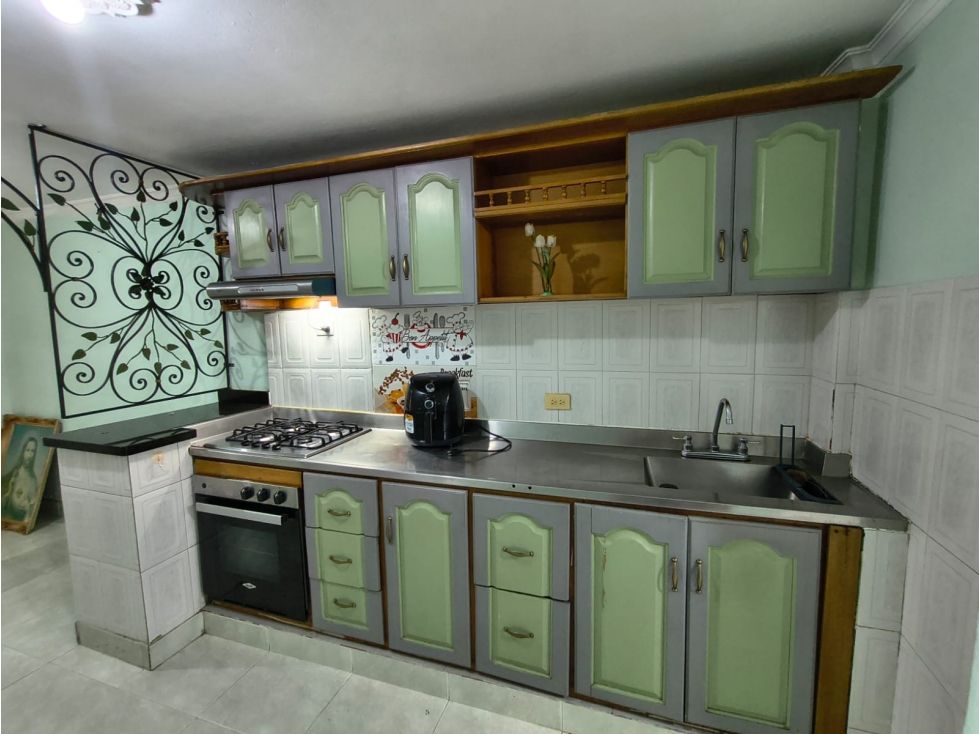 Casa en venta Antioquia Envigado El Dorado 122 m2 Habitaciones 5 Baños 2 Garajes 1 Precio $750000000