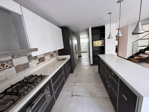 Casa en venta Antioquia Rionegro Ub Lotus Et I 220 m2 Habitaciones 4 Baños 3 Garajes 2 Precio $1290000000