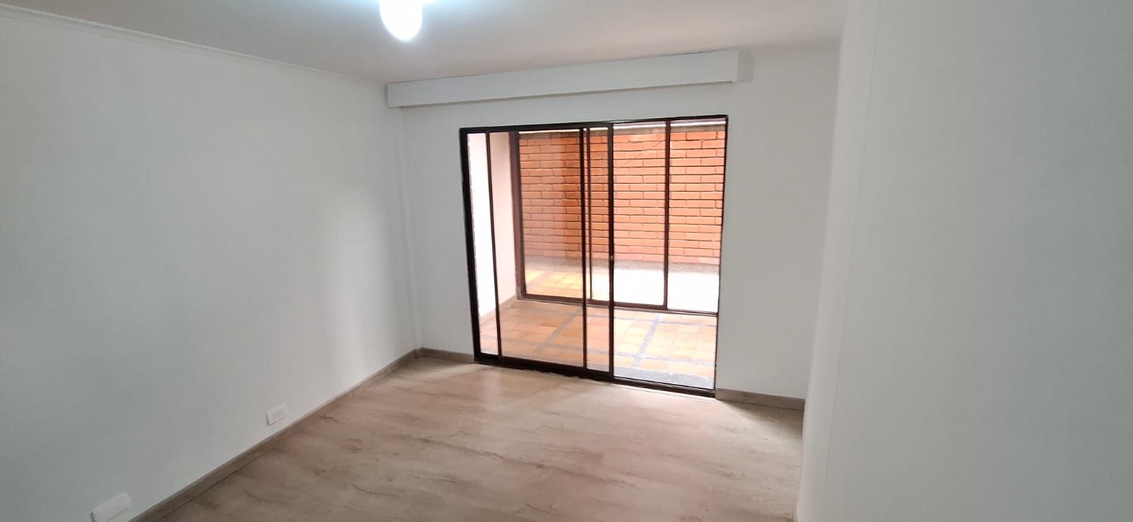 Apartamento en arriendo Antioquia Medellín La Florida 100 m2 Habitaciones 3 Baños 3 Garajes 2 Precio $7000000