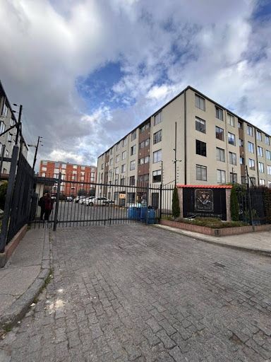 Apartamento en arriendo Cundinamarca Bogotá San Antonio Nor - Occidental 58 m2 Habitaciones 3 Baños 1 Garajes 1 Precio $1600000