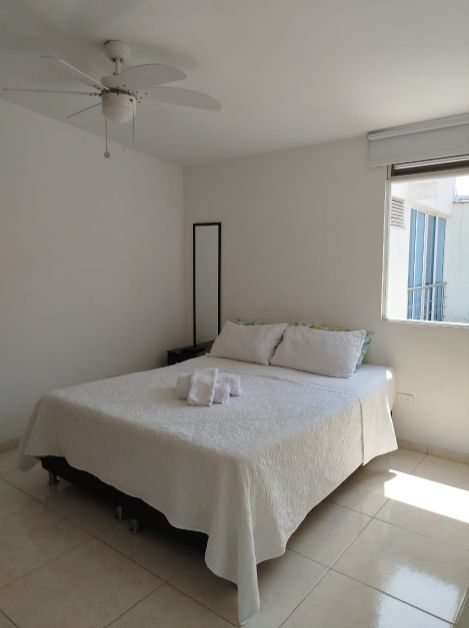 Apartaestudio en arriendo Valle Del Cauca Cali Urbanización Ciudad Jardín 30 m2 Habitaciones 1 Baños 1 Garajes 0 Precio $2000000