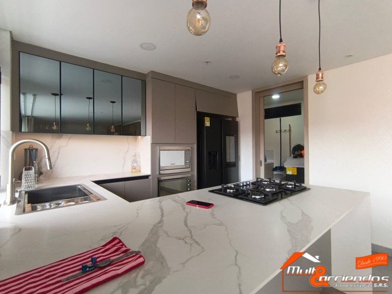 Apartamento en arriendo Antioquia Medellín Los Pinos 100 m2 Habitaciones 3 Baños 3 Garajes 0 Precio $6500000