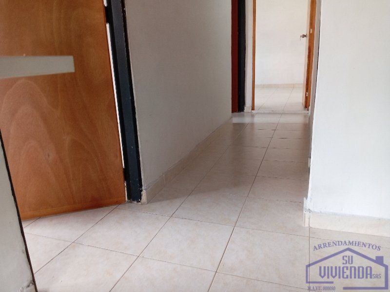 Apartamento en arriendo Antioquia Medellín La Colina 75 m2 Habitaciones 3 Baños 1 Garajes 0 Precio $1900000