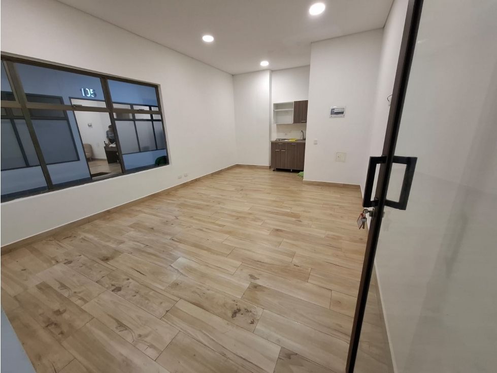 Oficina en arriendo Antioquia La Ceja Cuatro Esqunas 25 m2 Habitaciones 0 Baños 1 Garajes 0 Precio $900000
