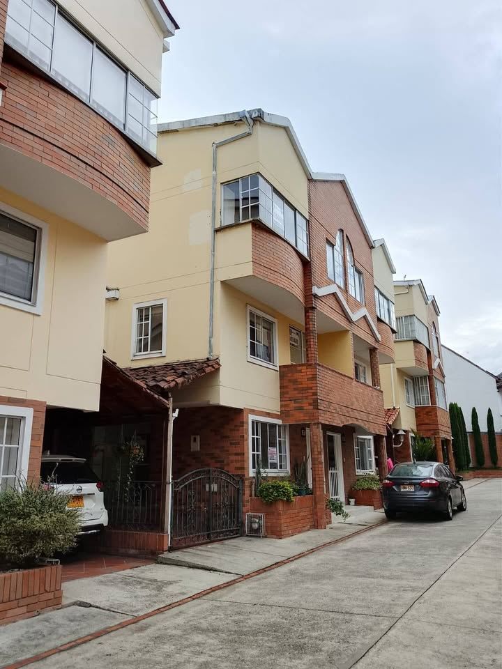 Casa en venta Santander Floridablanca Floridablanca 174 m2 Habitaciones 4 Baños 3 Garajes 1 Precio $800000000