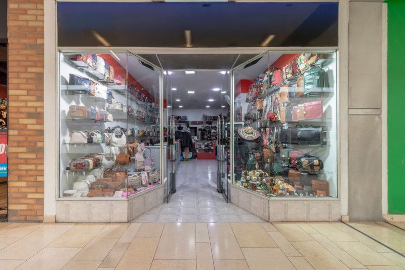 Local en venta Cundinamarca Bogotá Ciudad Salitre Occidental 47 m2 Habitaciones 0 Baños 1 Garajes 0 Precio $1700000000