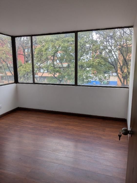 Apartamento en venta Cundinamarca Bogotá Lago Gaitan 67 m2 Habitaciones 2 Baños 2 Garajes 1 Precio $430000000