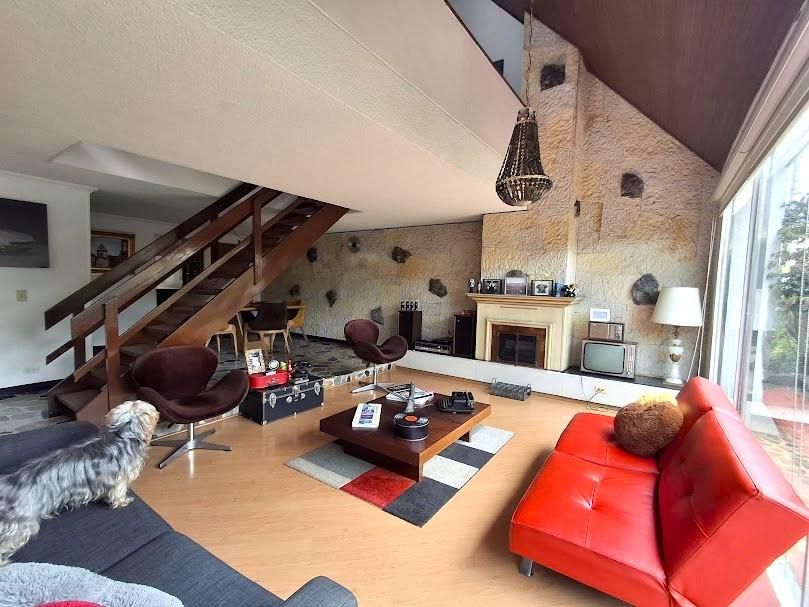 Casa en venta Cundinamarca Bogotá Los Andes Norte 284 m2 Habitaciones 4 Baños 4 Garajes 2 Precio $1300000000