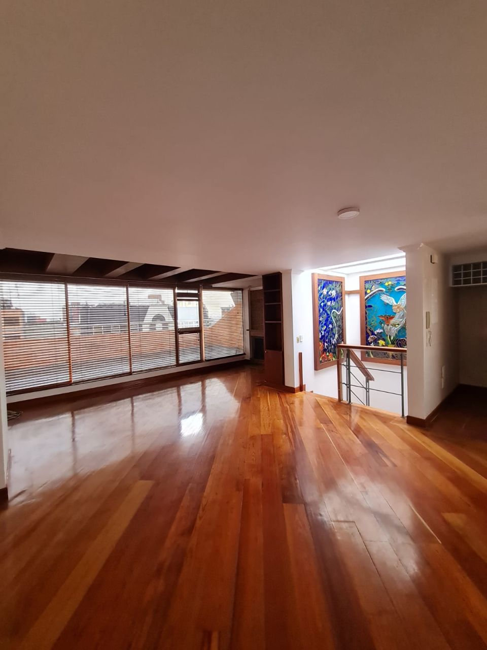Apartamento en venta Cundinamarca Bogotá La Salle 120 m2 Habitaciones 2 Baños 3 Garajes 2 Precio $1100000000
