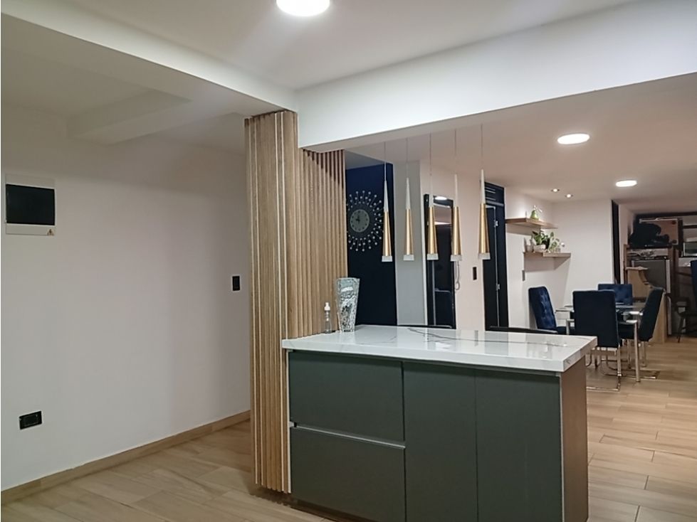 Apartamento en venta Antioquia Medellín La Alpujarra 140 m2 Habitaciones 4 Baños 3 Garajes 1 Precio $790000000