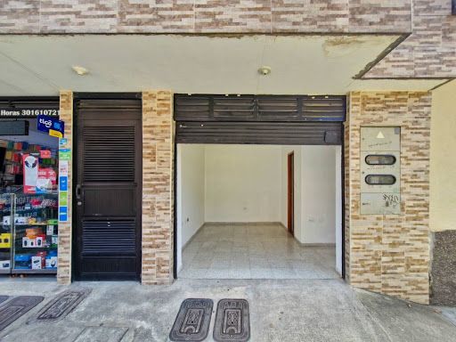 Local en arriendo Antioquia Envigado La Sebastiana 12 m2 Habitaciones 0 Baños 1 Garajes 0 Precio $1200000
