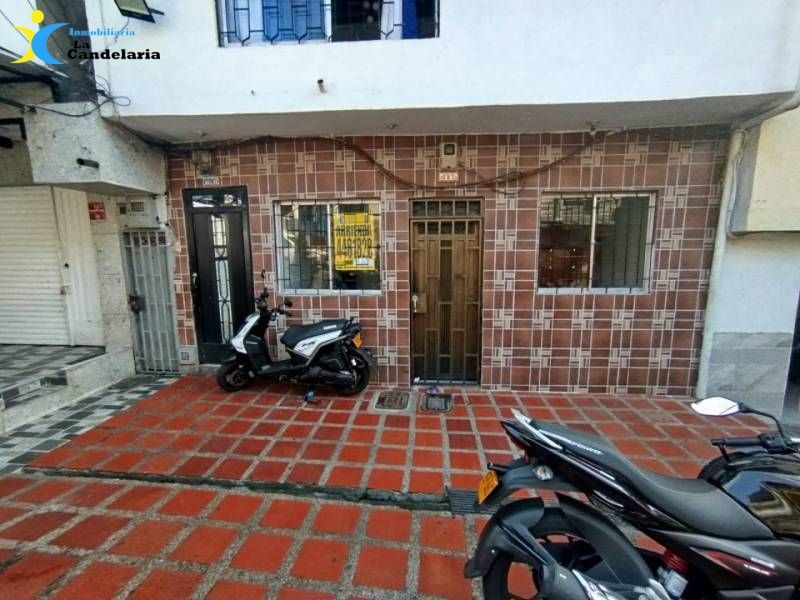 Casa en arriendo Antioquia Medellín Campo Valdes No 1 60 m2 Habitaciones 3 Baños 1 Garajes 0 Precio $1600000