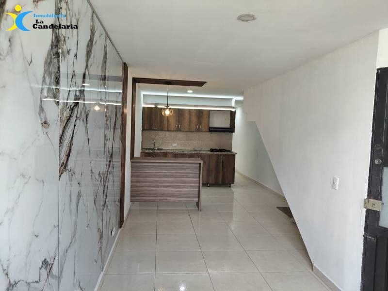 Apartamento en arriendo Antioquia Medellín Aranjuez 80 m2 Habitaciones 3 Baños 2 Garajes 0 Precio $2000000