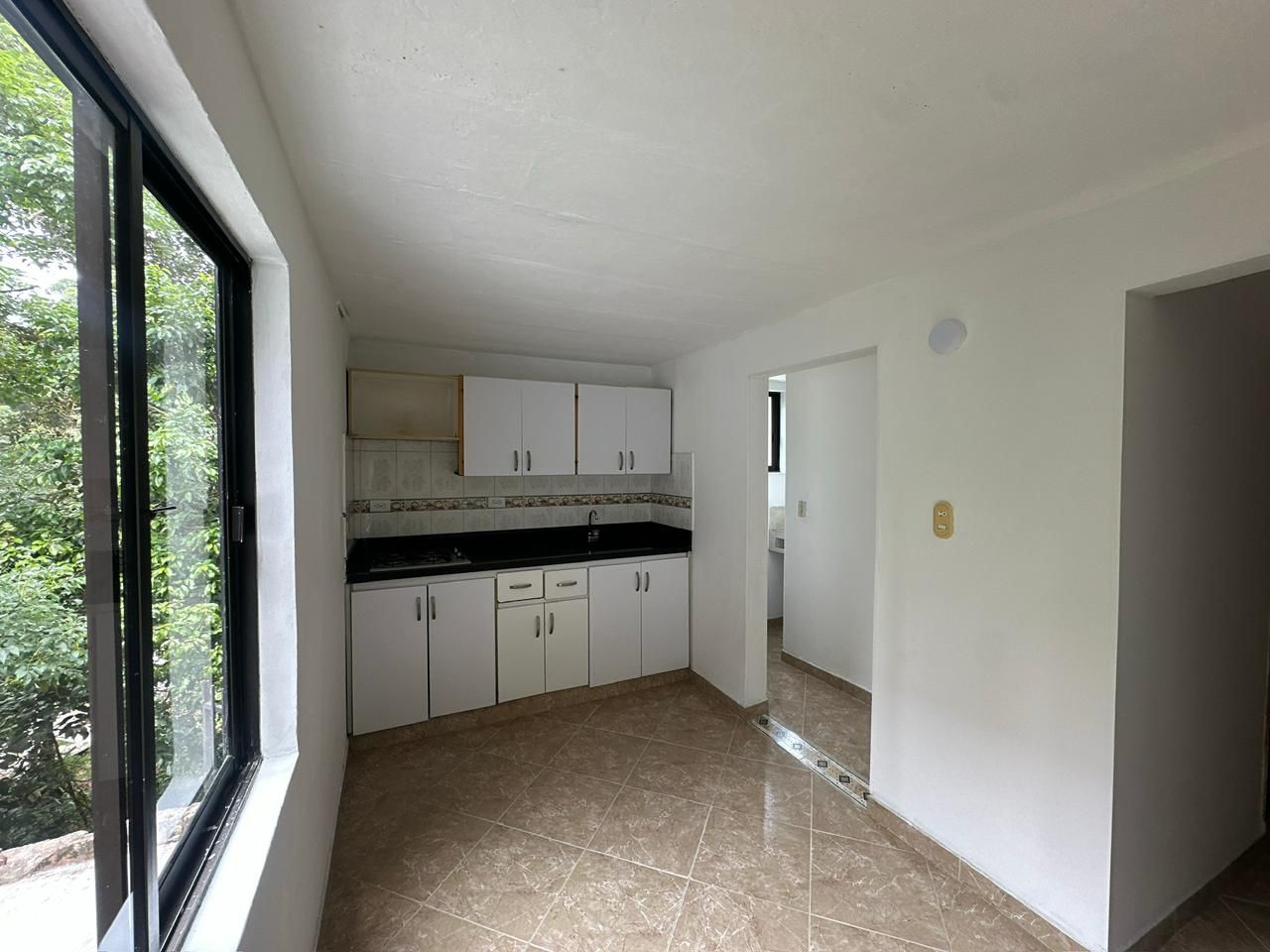 Apartamento en arriendo Antioquia Medellín El Rincon 32 m2 Habitaciones 2 Baños 1 Garajes 0 Precio $1450000