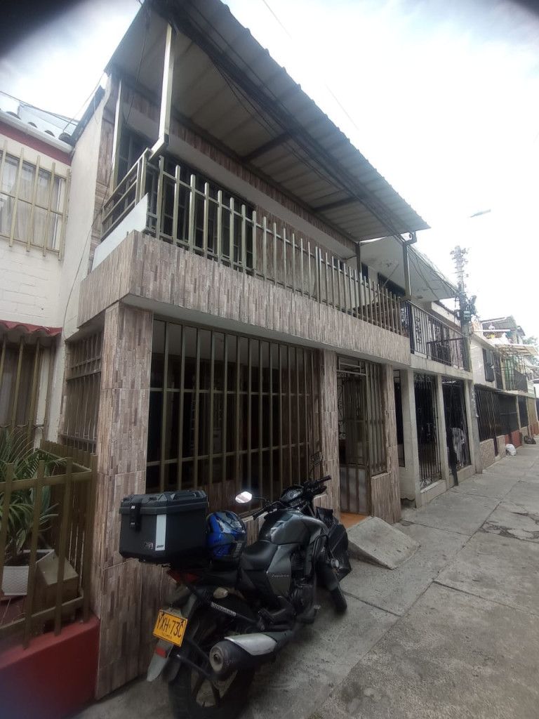 Casa en venta Valle Del Cauca Cali Sector Transito Municipal 90 m2 Habitaciones 3 Baños 2 Garajes 0 Precio $250000000