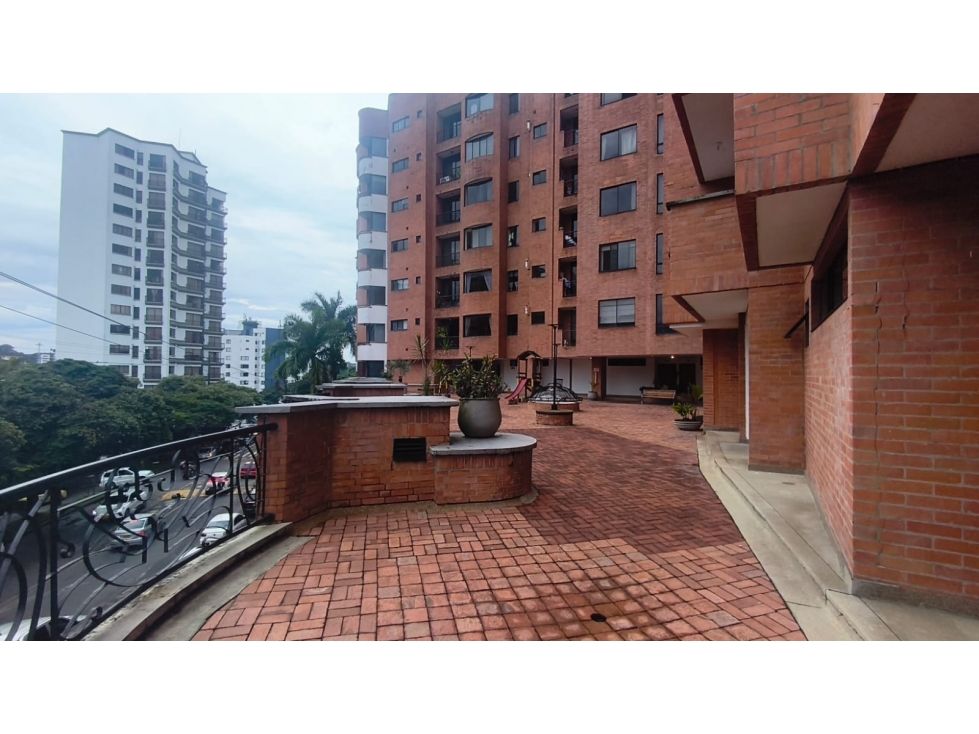 Apartamento en arriendo Risaralda Pereira Cambulos 67 m2 Habitaciones 2 Baños 2 Garajes 1 Precio $2800000