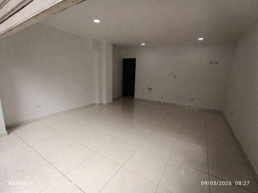 Local en arriendo Valle Del Cauca Cali El Sena 28 m2 Habitaciones 0 Baños 1 Garajes 0 Precio $800000