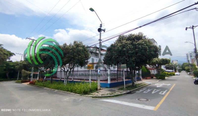 Casa en arriendo Santander Bucaramanga Nn 200 m2 Habitaciones 7 Baños 3 Garajes 1 Precio $3500000
