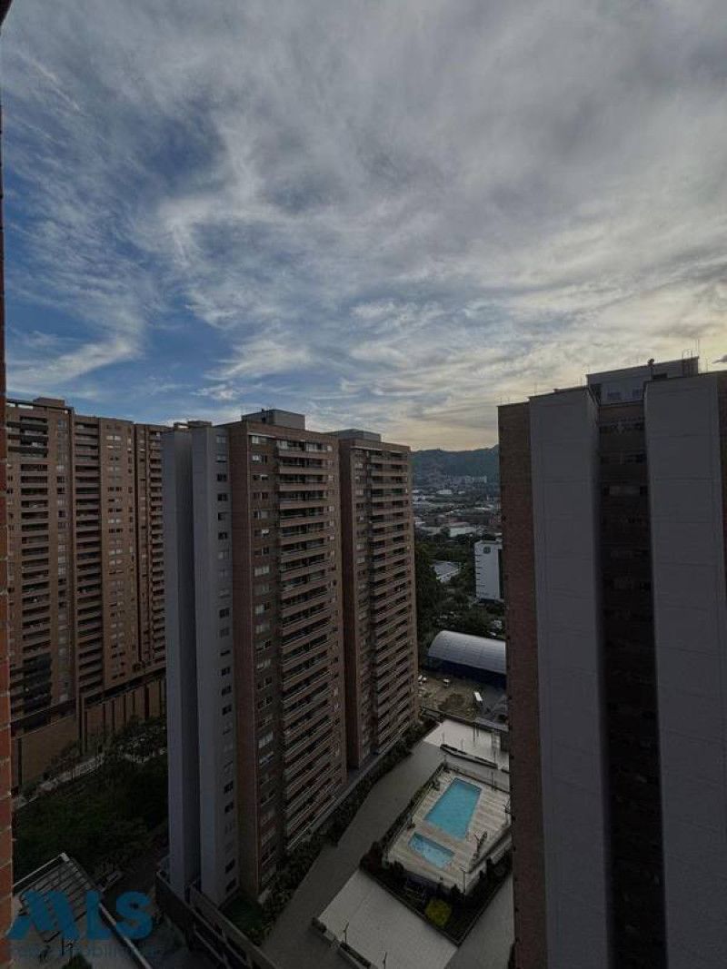 Apartamento en venta Antioquia Medellín Simesa 55 m2 Habitaciones 1 Baños 1 Garajes 1 Precio $650000000