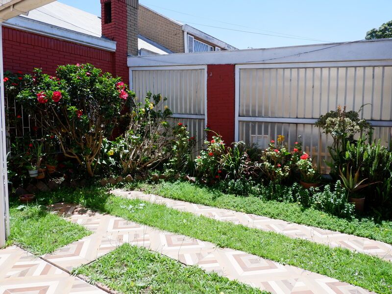 Casa en venta Cundinamarca Bogotá Balcares 201 m2 Habitaciones 4 Baños 4 Garajes 2 Precio $980000000