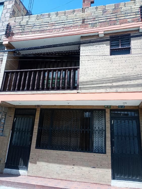 Casa en venta Cundinamarca Bogotá Jiménez De Quesada 190 m2 Habitaciones 4 Baños 4 Garajes 0 Precio $395000000