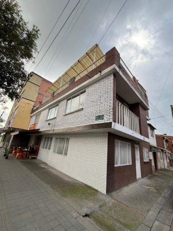 Casa en venta Cundinamarca Bogotá Ub Banderas 105 m2 Habitaciones 5 Baños 2 Garajes 0 Precio $780000000