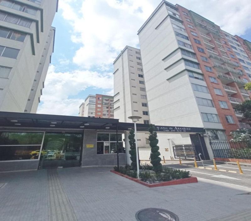 Apartamento en arriendo Santander Floridablanca Ub Piñar De Versalles 75 m2 Habitaciones 3 Baños 2 Garajes 1 Precio $1993700
