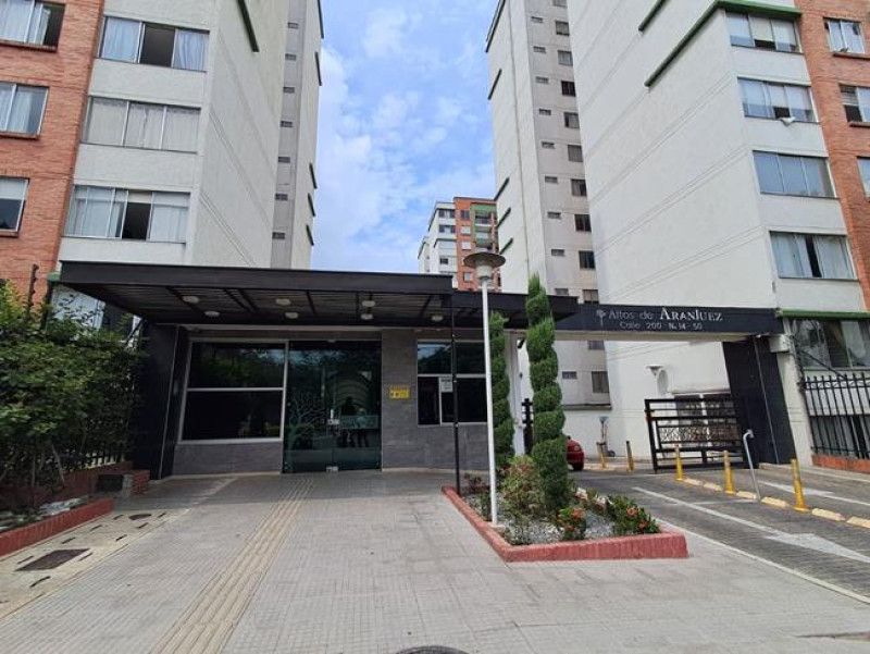 Apartamento en arriendo Santander Floridablanca Ub Piñar De Versalles 75 m2 Habitaciones 3 Baños 2 Garajes 0 Precio $1993700