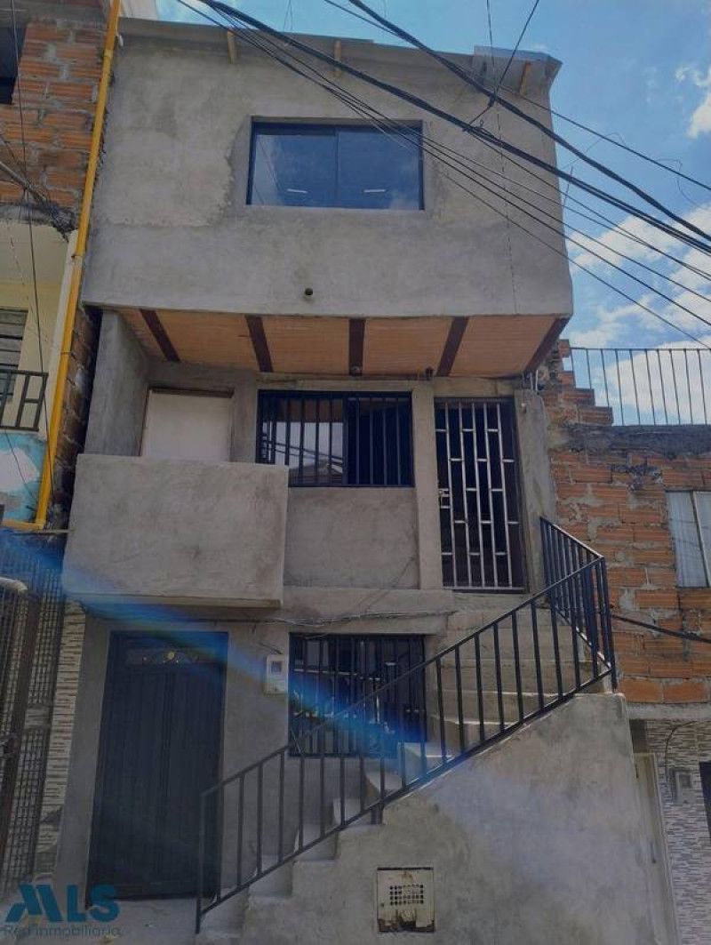 Casa en venta Antioquia Medellín Las Granjas 90 m2 Habitaciones 3 Baños 3 Garajes 0 Precio $250000000