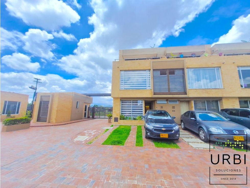 Casa en venta Cundinamarca Cajicá Vda Canelon 132 m2 Habitaciones 3 Baños 3 Garajes 2 Precio $670000000
