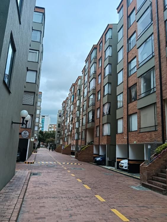 Apartamento en venta Cundinamarca Bogotá Gilmar 53 m2 Habitaciones 3 Baños 1 Garajes 1 Precio $340000000
