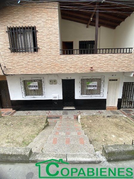 Casa en arriendo o venta Antioquia Copacabana Tobón Quintero 119 m2 Habitaciones 4 Baños 2 Garajes 0 Precio venta $270000000 Precio arriendo $1300000