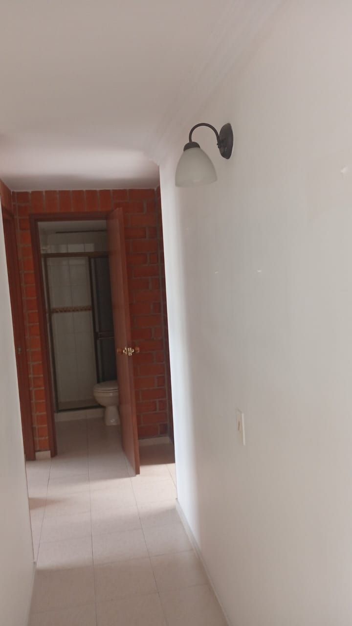 Apartamento en arriendo Valle Del Cauca Cali El Refugio 73 m2 Habitaciones 3 Baños 2 Garajes 1 Precio $1700000