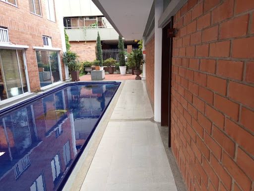 Oficina en arriendo Antioquia Medellín Urbanizacion Santa Maria De Oviedo 45 m2 Habitaciones 0 Baños 1 Garajes 1 Precio $5000000