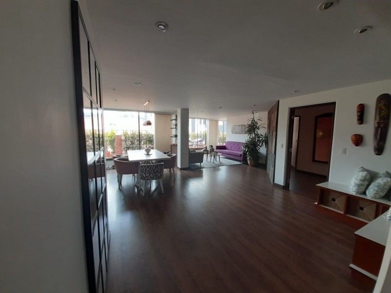 Apartamento en venta Cundinamarca Bogotá Santa Bibiana 144 m2 Habitaciones 3 Baños 3 Garajes 2 Precio $1300000000