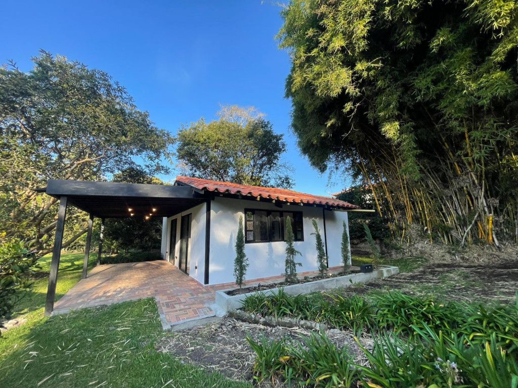 Apartaestudio en arriendo Antioquia La Ceja La Ceja 42 m2 Habitaciones 1 Baños 2 Garajes 1 Precio $3500000