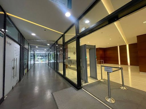 Oficina en venta Cundinamarca Bogotá Aeropuerto El Dorado 206 m2 Habitaciones 0 Baños 0 Garajes 4 Precio $2000000000