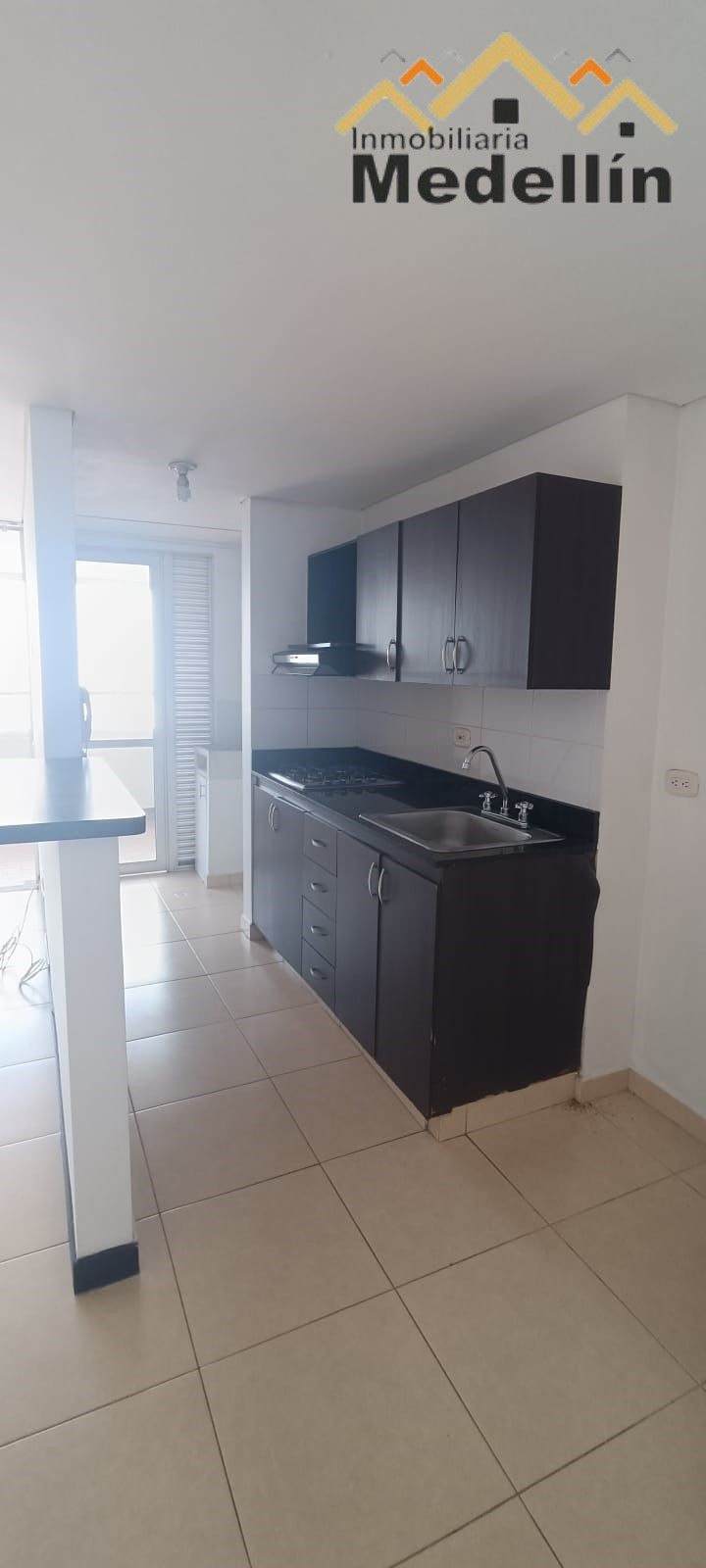 Apartamento en arriendo Antioquia Itagüí Ditaires 78 m2 Habitaciones 3 Baños 2 Garajes 0 Precio $2400000