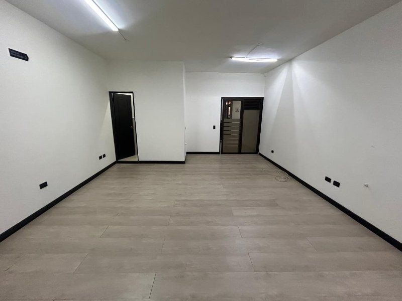 Oficina en arriendo Antioquia Envigado Vientos De La Colina 47 m2 Habitaciones 0 Baños 1 Garajes 0 Precio $1600000