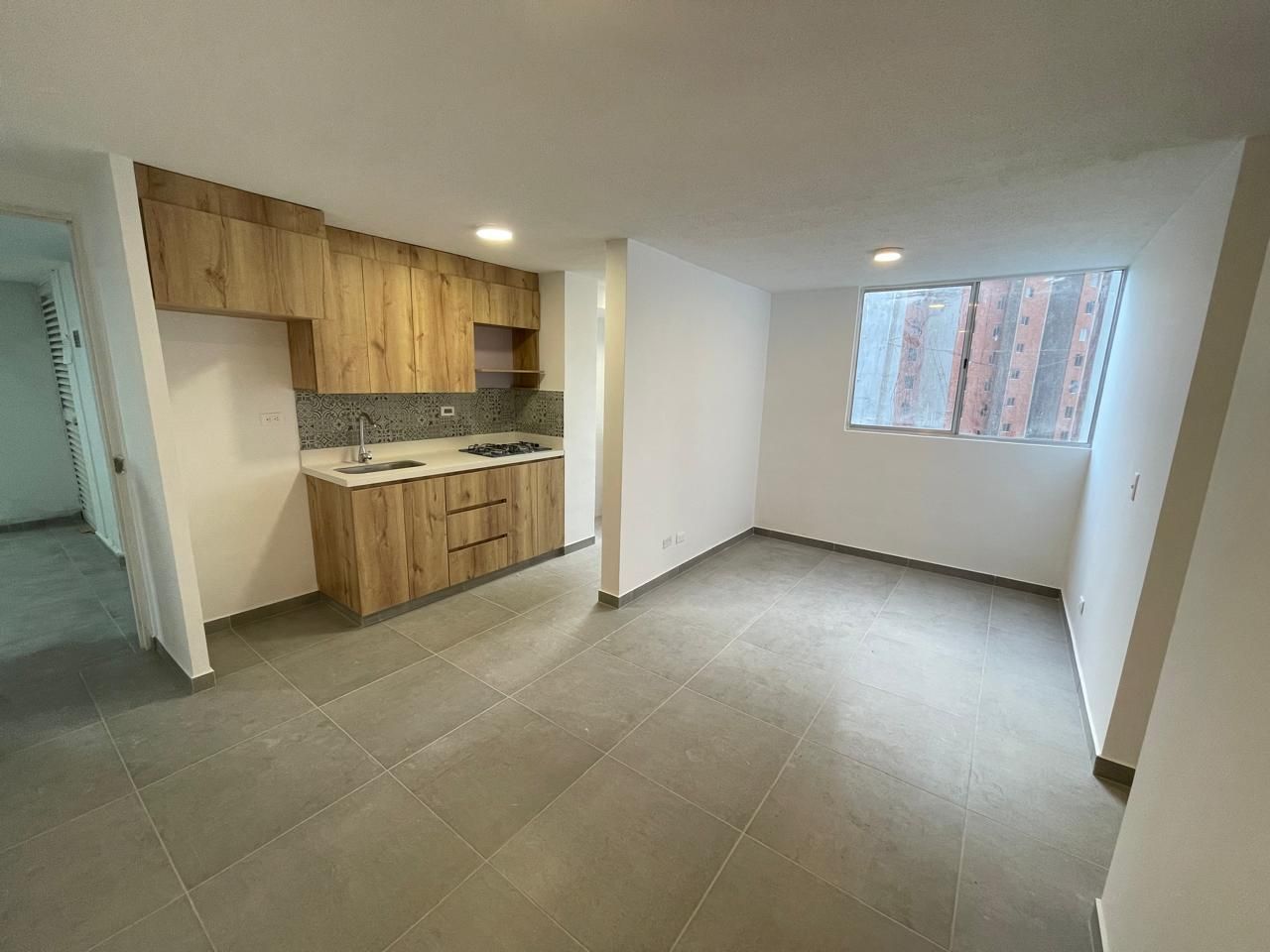 Apartamento en arriendo Antioquia Medellín Santa Rosa De Lima 50 m2 Habitaciones 2 Baños 2 Garajes 0 Precio $2000000