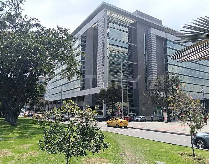 Oficina en venta Cundinamarca Bogotá Ciudad Salitre Occidental 44 m2 Habitaciones 0 Baños 1 Garajes 1 Precio $500000000