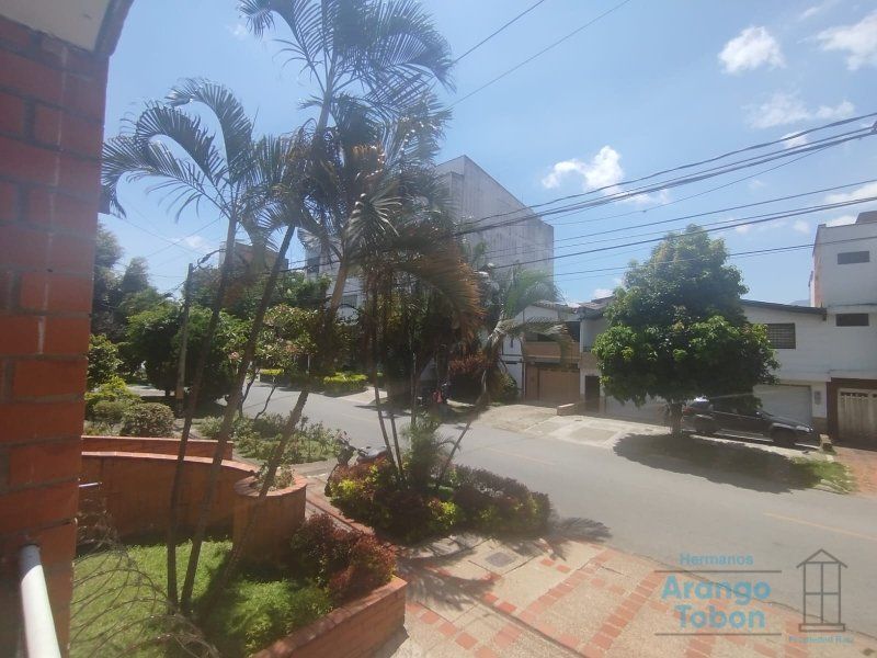 Apartamento en arriendo Antioquia Medellín Blanquizal 136 m2 Habitaciones 3 Baños 3 Garajes 1 Precio $3600000