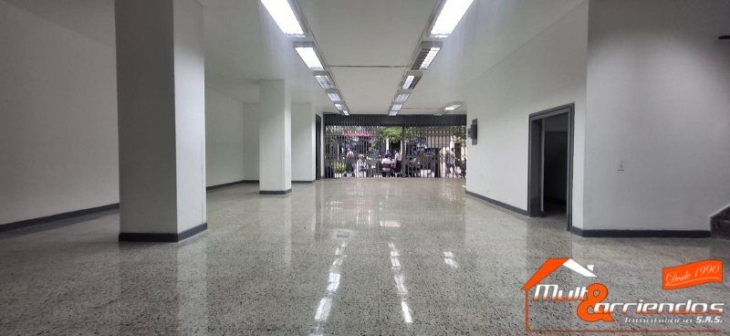Bodega en arriendo Antioquia Medellín Brasilia 360 m2 Habitaciones 0 Baños 4 Garajes 0 Precio $22000000