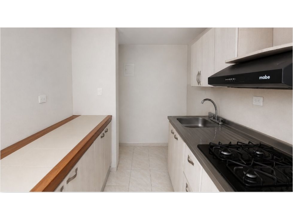 Casa en arriendo Antioquia Medellín San Bernardo 120 m2 Habitaciones 4 Baños 2 Garajes 2 Precio $4600000