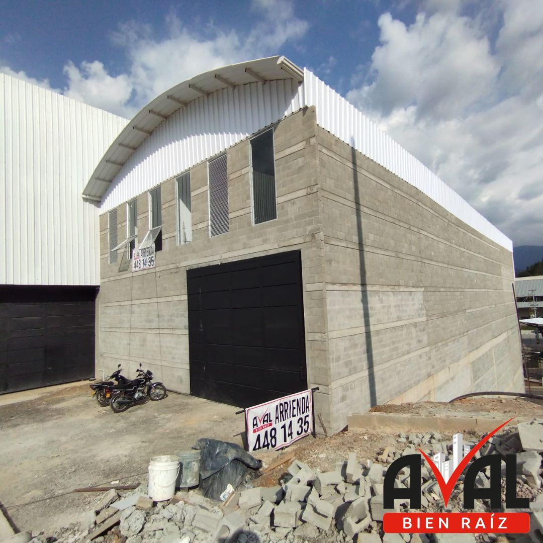 Bodega en arriendo Antioquia Caldas Santa Ana 562 m2 Habitaciones 0 Baños 3 Garajes 6 Precio $16860000